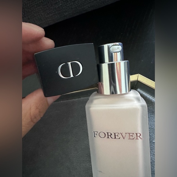 NWOB Dior Forever Matte Foundation SPF 15 in 00 Neutral - Picture 6 of 7